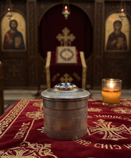 حق ذخيرة للجسد والدم المقدس – فضي